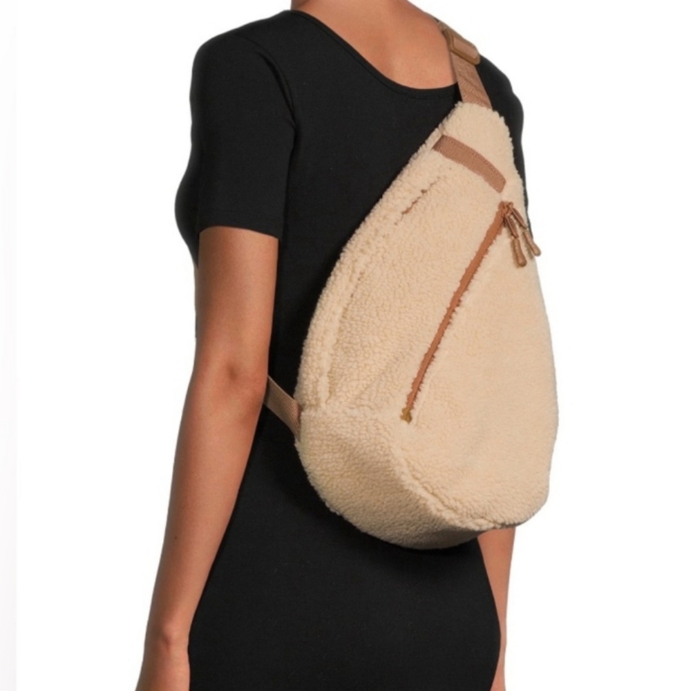 NEUTRAL No Boundaries Hands-Free Sherpa Double Zip Sling Bag
